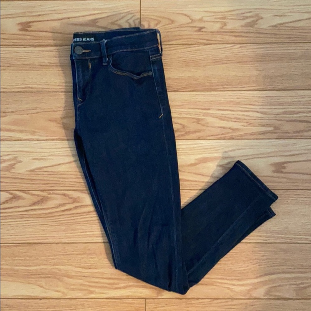 Express Jeans - Mid-Rise “Legging”